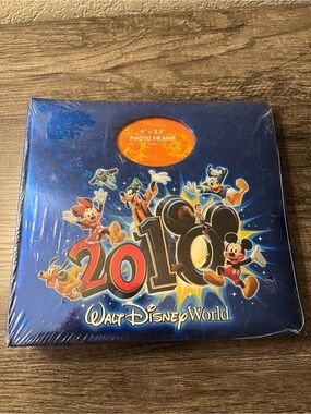 Vintage Walt Disney World 2010 Photo Album Disney Exclusive Sealed Mickey Mouse